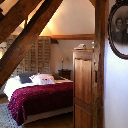 Chambres D'Hotes La Levriere Saint-Denis-le-Ferment Chambre photo